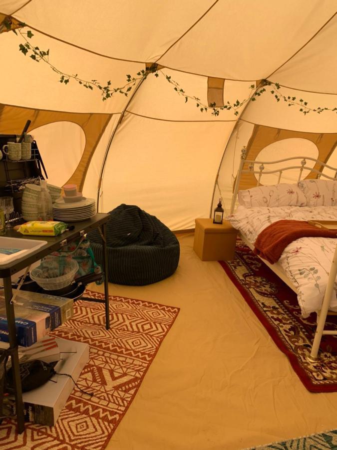 Tal-Y-Fan Farm 6M Stargazer Tent Bridgend  Exterior photo