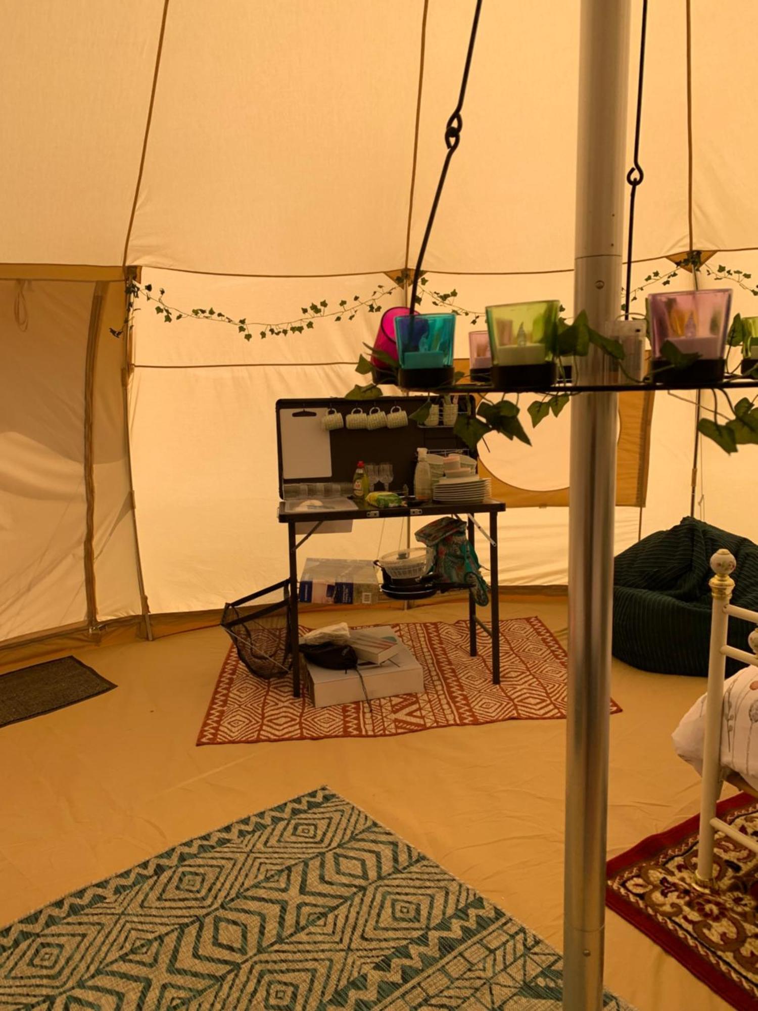 Tal-Y-Fan Farm 6M Stargazer Tent Bridgend  Exterior photo